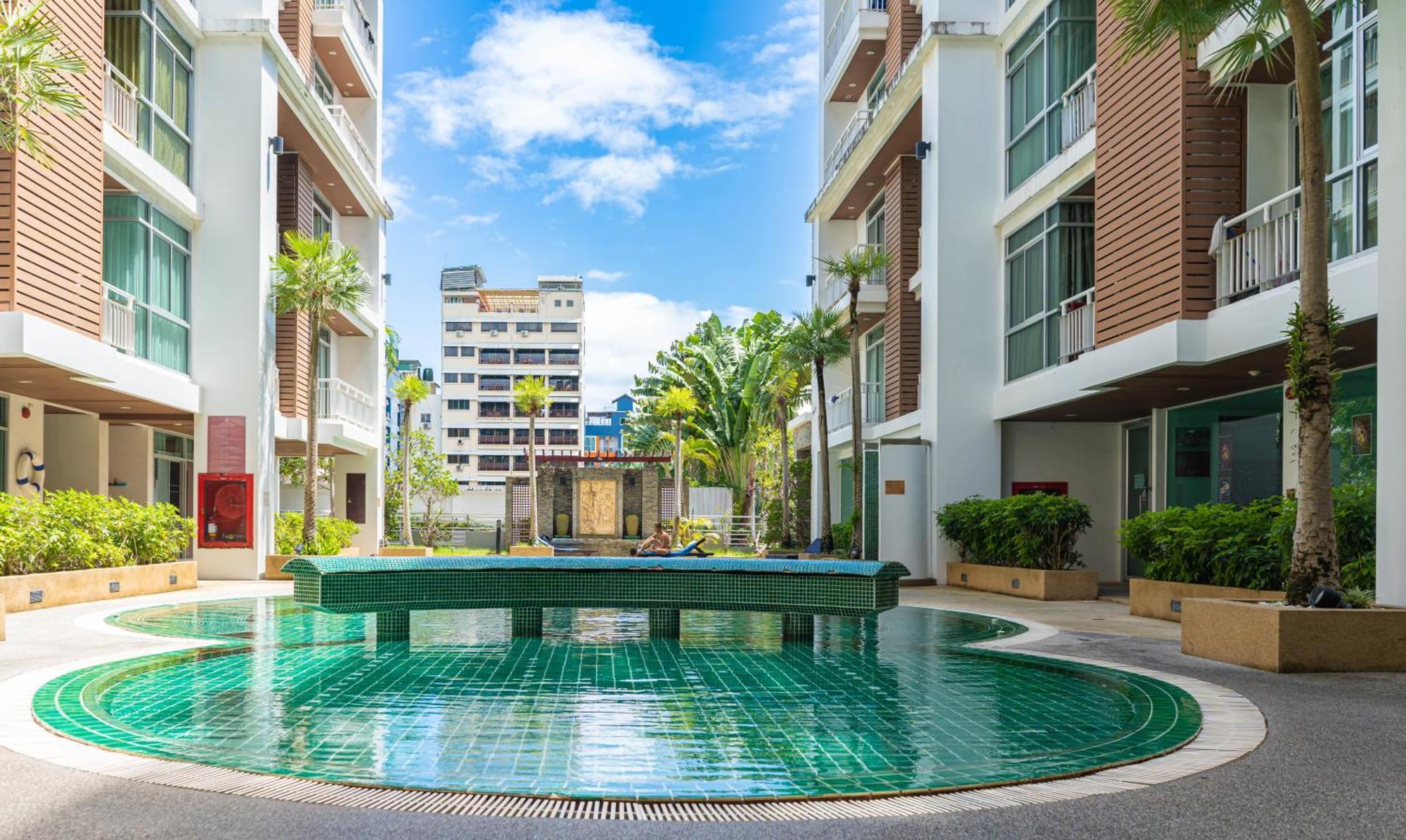 Recently Renovated Pool View Apartment In Modern Complex Patong Kültér fotó